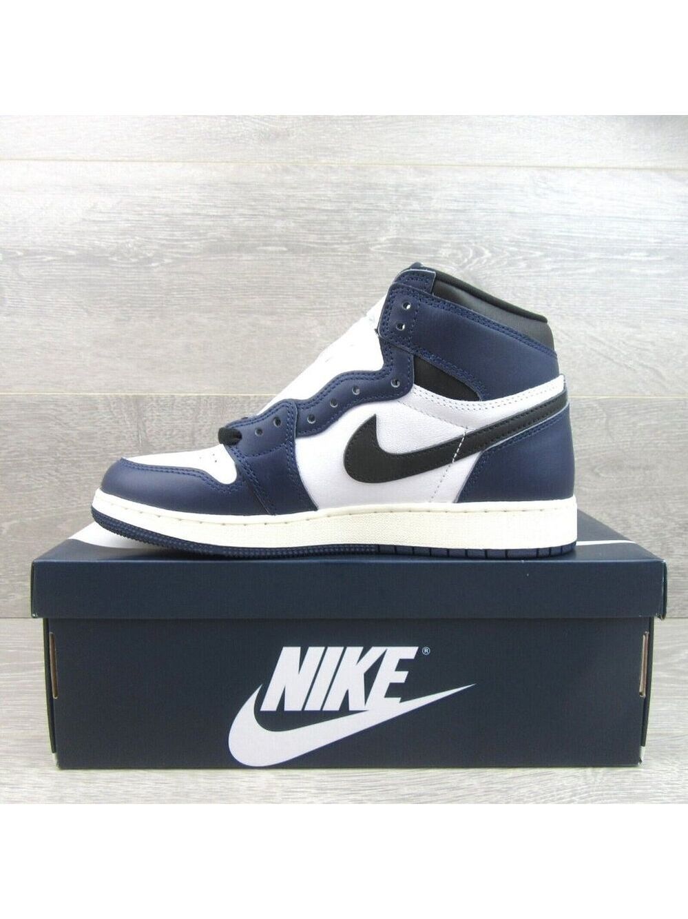 Air Jordan 1 Retro High OG "Midnight Navy" Sneakers GS Size 7Y NEW - Picture 3 of 14